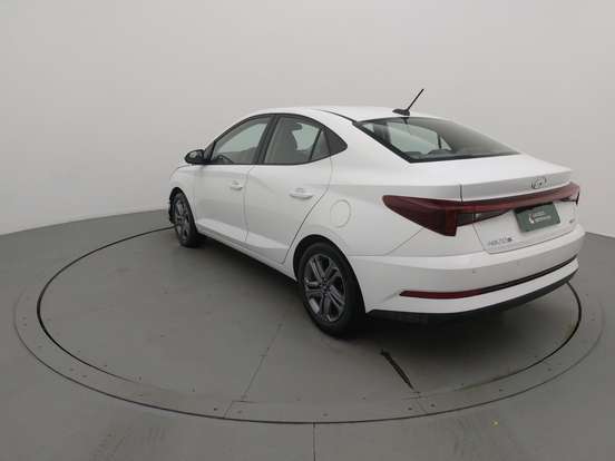 HYUNDAI-HB20S-2024