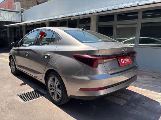 HYUNDAI-HB20S-2024