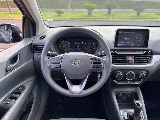 HYUNDAI-HB20S-2024