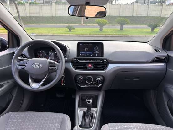 HYUNDAI-HB20S-2024