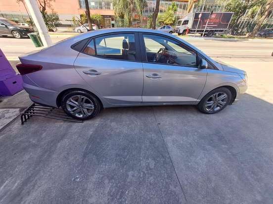 HYUNDAI-HB20S-2025
