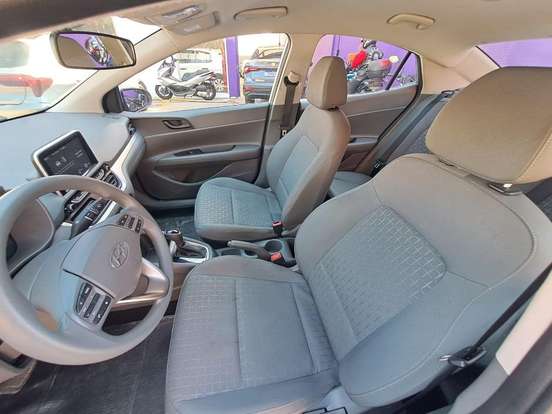 HYUNDAI-HB20S-2025
