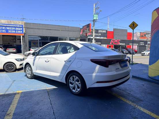 HYUNDAI-HB20S-2025