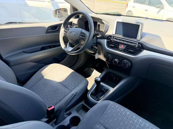 HYUNDAI-HB20S-2025