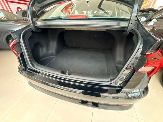 HYUNDAI-HB20S-2025