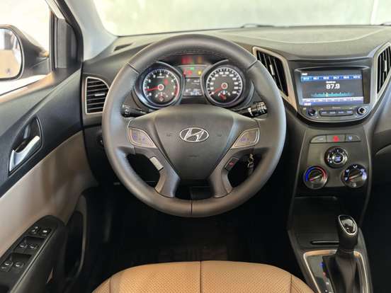 HYUNDAI-HB20S-1.6 1 MILLION 16V FLEX 4P AUTOMÁTICO HYUNDAI-HB20S-2018