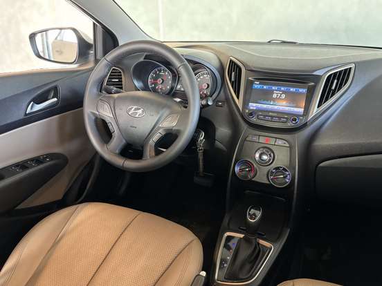 HYUNDAI-HB20S-1.6 1 MILLION 16V FLEX 4P AUTOMÁTICO HYUNDAI-HB20S-2018