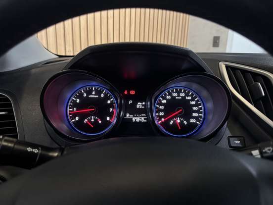 HYUNDAI-HB20S-1.6 COMFORT PLUS 16V FLEX 4P AUTOMÁTICO HYUNDAI-HB20S-2018