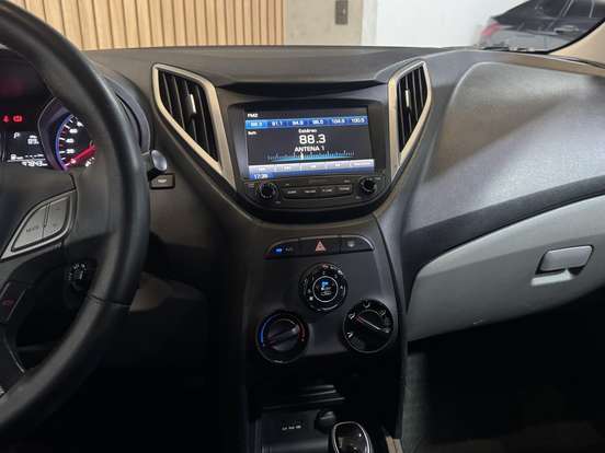 HYUNDAI-HB20S-1.6 COMFORT PLUS 16V FLEX 4P AUTOMÁTICO HYUNDAI-HB20S-2018