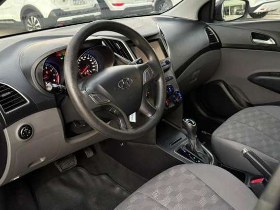 HYUNDAI-HB20S-1.6 COMFORT PLUS 16V FLEX 4P MANUAL HYUNDAI-HB20S-2019