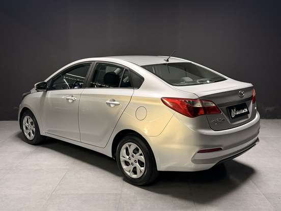 HYUNDAI-HB20S-1.6 COMFORT PLUS 16V FLEX 4P MANUAL HYUNDAI-HB20S-2018