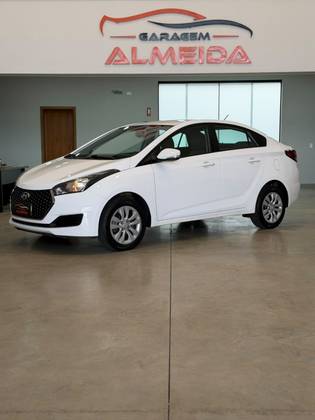 HYUNDAI HB20S 1.6 COMFORT PLUS 16V FLEX 4P MANUAL