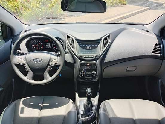 HYUNDAI-HB20S-1.6 PREMIUM 16V FLEX 4P AUTOMÁTICO HYUNDAI-HB20S-2018