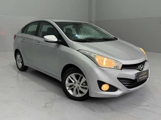 HYUNDAI-HB20S-2015