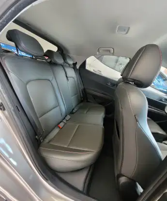 HYUNDAI-HB20X-2021