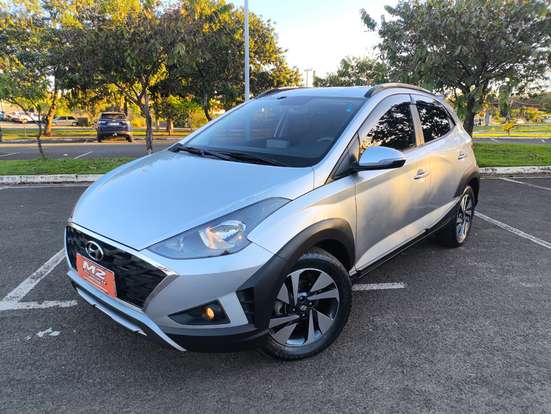 HYUNDAI-HB20X-2021