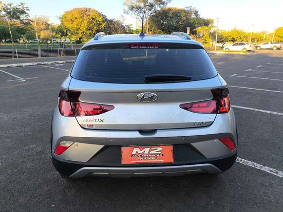 HYUNDAI-HB20X-2021