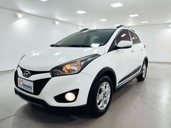 HYUNDAI-HB20X-2013