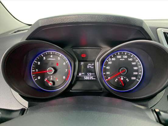 HYUNDAI-HB20X-1.6 16V PREMIUM FLEX 4P AUTOMÁTICO HYUNDAI-HB20X-2018