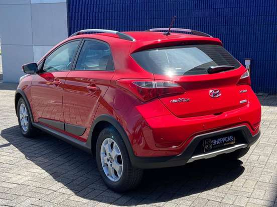 HYUNDAI-HB20X-1.6 16V STYLE FLEX 4P AUTOMÁTICO HYUNDAI-HB20X-2014