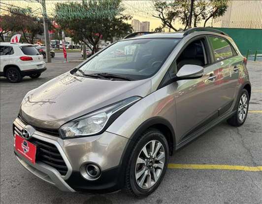 HYUNDAI-HB20X-2016