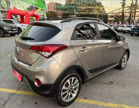 HYUNDAI-HB20X-2016