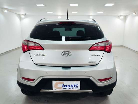 HYUNDAI-HB20X-1.6 16V STYLE FLEX 4P AUTOMÁTICO HYUNDAI-HB20X-2015