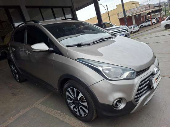 HYUNDAI-HB20X-2018