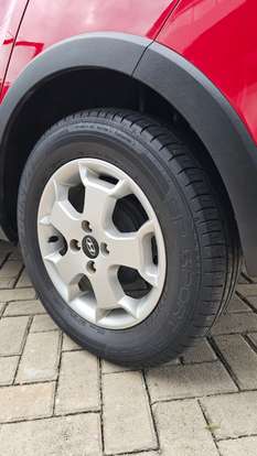 HYUNDAI-HB20X-2014