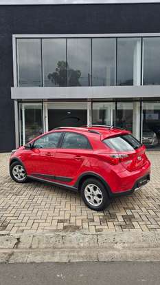 HYUNDAI-HB20X-2014