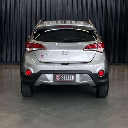 HYUNDAI-HB20X-2017
