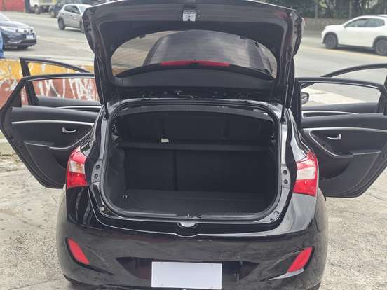HYUNDAI-I30-2012