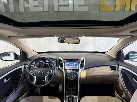 HYUNDAI-I30-1.8 MPI 16V GASOLINA 4P AUTOMATICO HYUNDAI-I30-2015