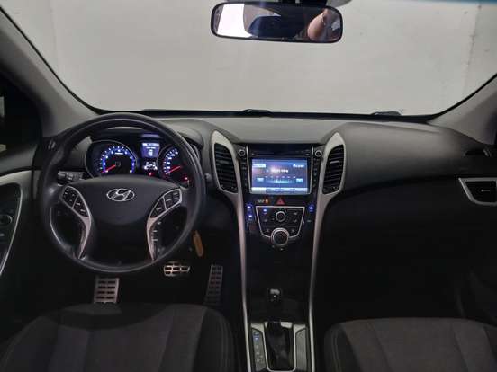 HYUNDAI-I30-2013