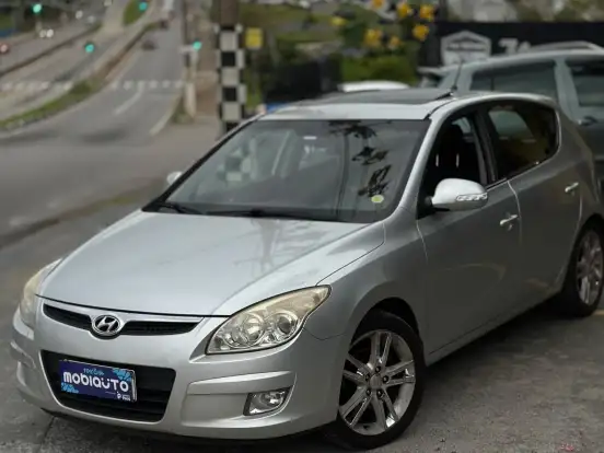 HYUNDAI-I30-2.0 MPFI GLS 16V GASOLINA 4P AUTOMÁTICO HYUNDAI-I30-2009