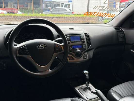 HYUNDAI-I30-2.0 MPFI GLS 16V GASOLINA 4P AUTOMÁTICO HYUNDAI-I30-2011