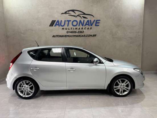 HYUNDAI-I30-2010