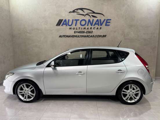 HYUNDAI-I30-2010
