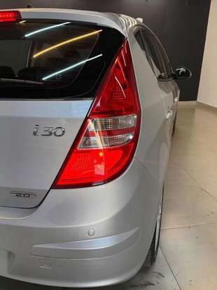 HYUNDAI-I30-2010