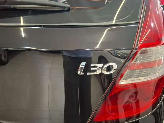 HYUNDAI-I30-2010