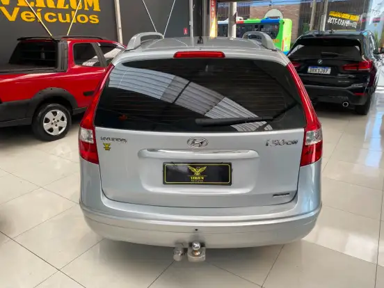 HYUNDAI-I30 CW-2010