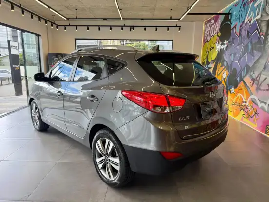 HYUNDAI-IX35-2.0 MPFI GL 16V FLEX 4P AUTOMÁTICO HYUNDAI-IX35-2017