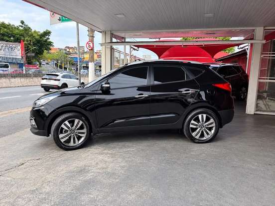 HYUNDAI-IX35-2015