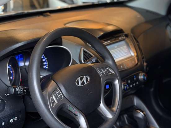 HYUNDAI-IX35-2.0 MPFI GL 16V FLEX 4P AUTOMÁTICO HYUNDAI-IX35-2016