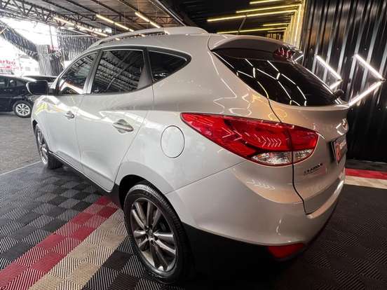 HYUNDAI-IX35-2.0 MPFI GLS 16V FLEX 4P AUTOMÁTICO HYUNDAI-IX35-2015