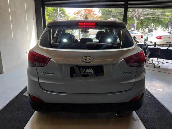HYUNDAI-IX35-2.0 MPFI GLS 4X2 16V GASOLINA 4P AUTOMÁTICO HYUNDAI-IX35-2011