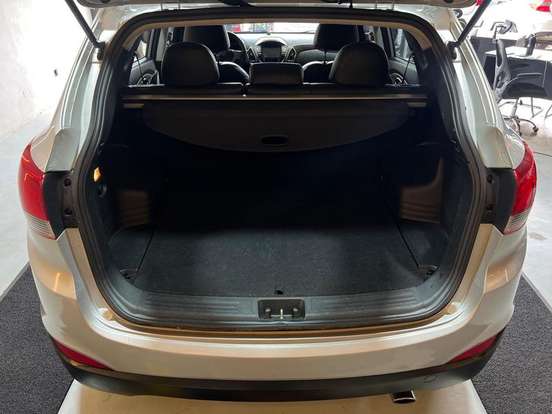 HYUNDAI-IX35-2011