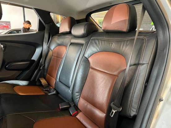HYUNDAI-IX35-2.0 MPFI GLS 4X2 16V GASOLINA 4P AUTOMÁTICO HYUNDAI-IX35-2011