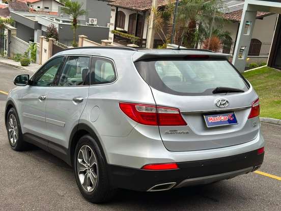 HYUNDAI-SANTA FÉ-3.3 MPFI 4X4 7 LUGARES V6 270CV GASOLINA 4P AUTOMÁTICO HYUNDAI-SANTA FÉ-2013