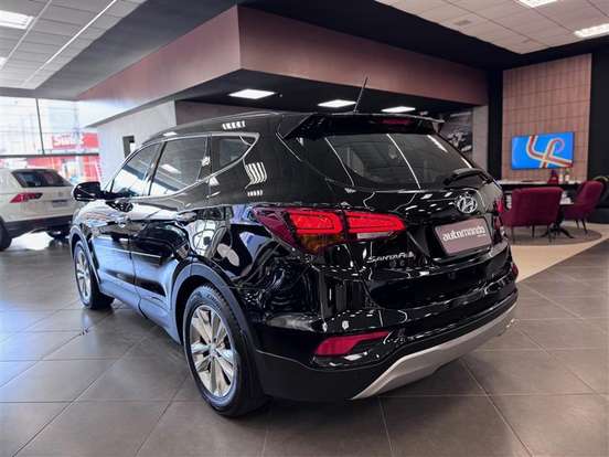 HYUNDAI-SANTA FÉ-3.3 MPFI 4X4 7 LUGARES V6 270CV GASOLINA 4P AUTOMÁTICO HYUNDAI-SANTA FÉ-2017